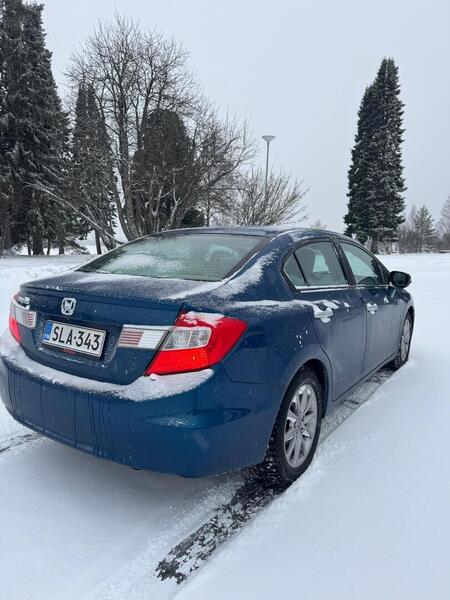 Honda Civic vaihtoauto