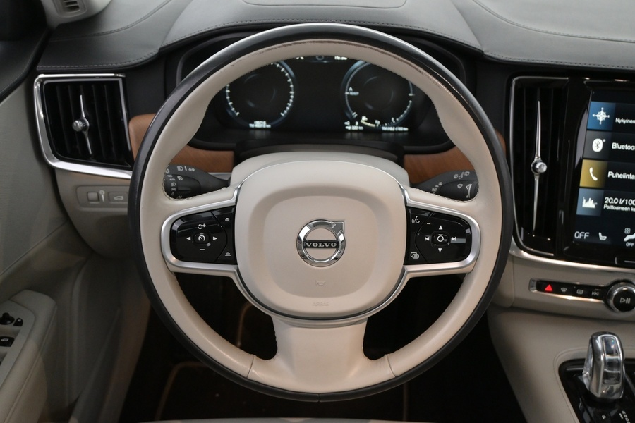 Volvo V90 vaihtoauto