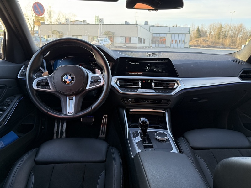 BMW 320 vaihtoauto