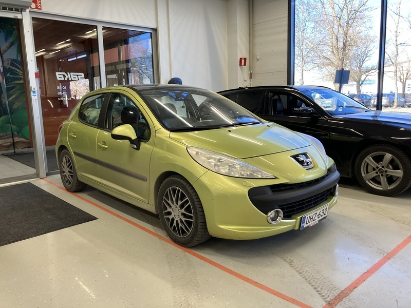 Peugeot 207 vaihtoauto