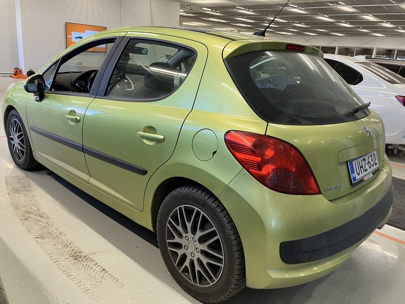 Peugeot 207 vaihtoauto