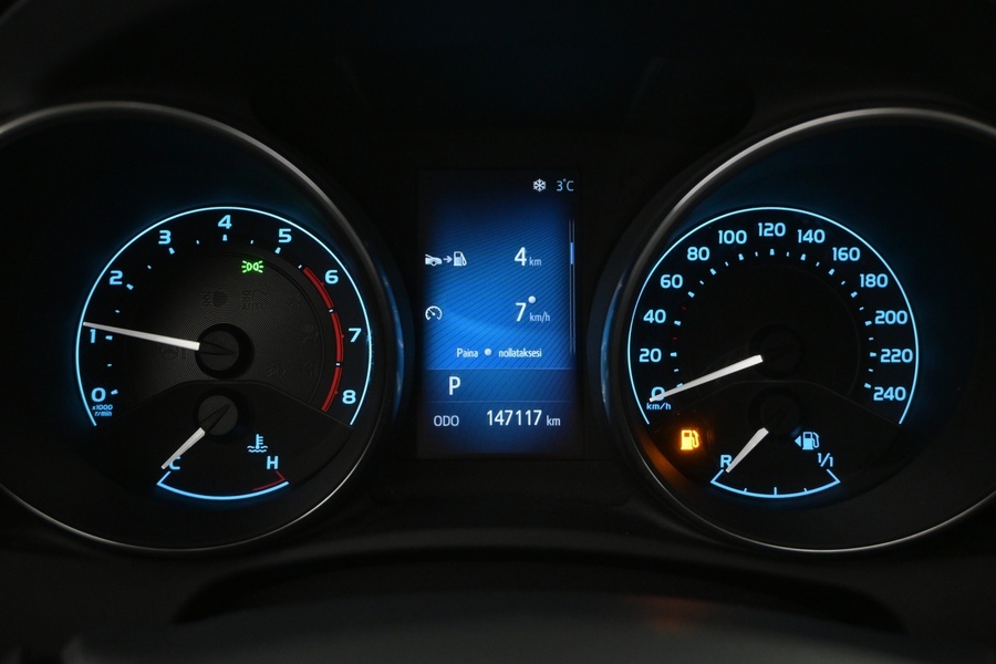 Toyota Auris vaihtoauto