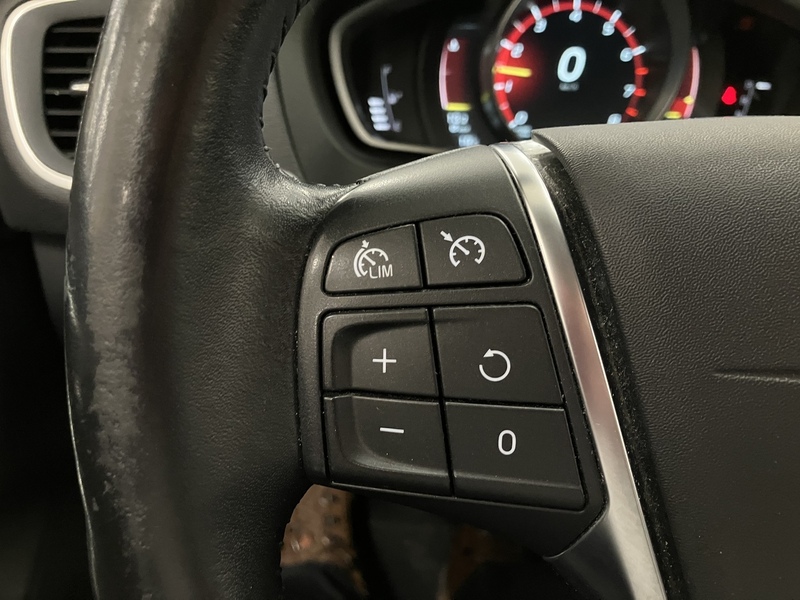 Volvo V40 vaihtoauto