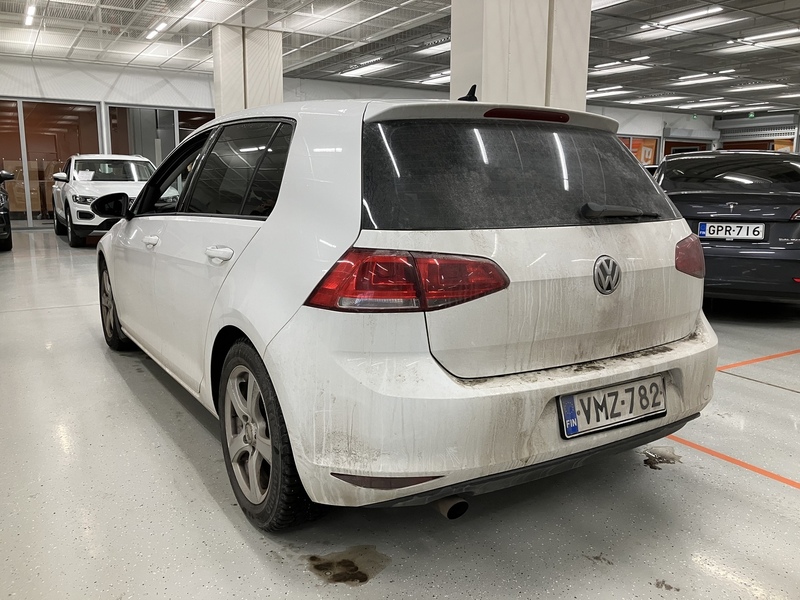 Volkswagen Golf vaihtoauto