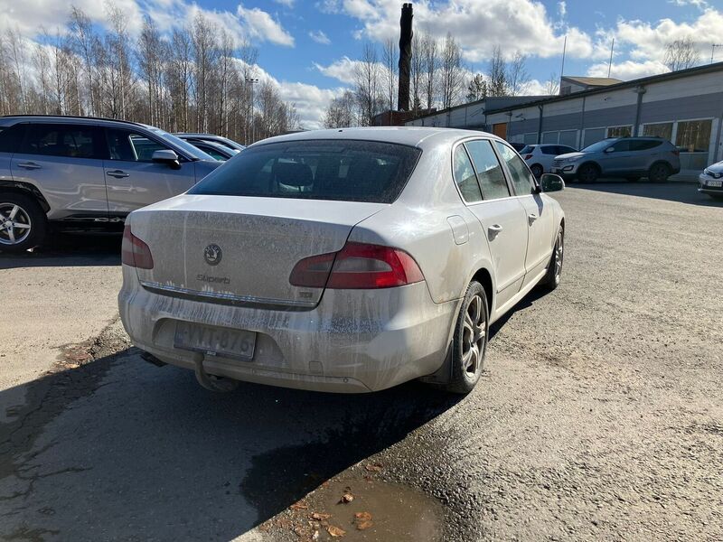 Skoda Superb vaihtoauto
