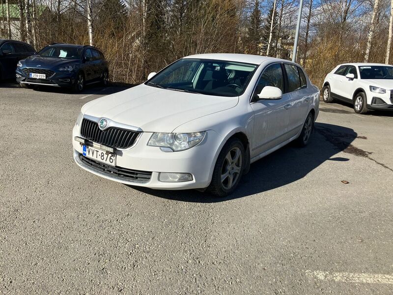 Skoda Superb vaihtoauto