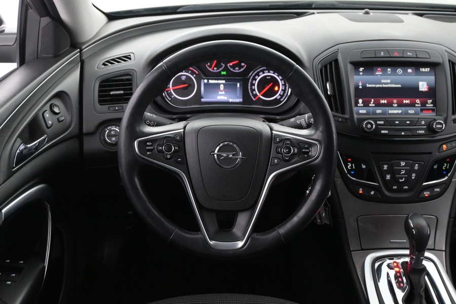 Opel Insignia vaihtoauto