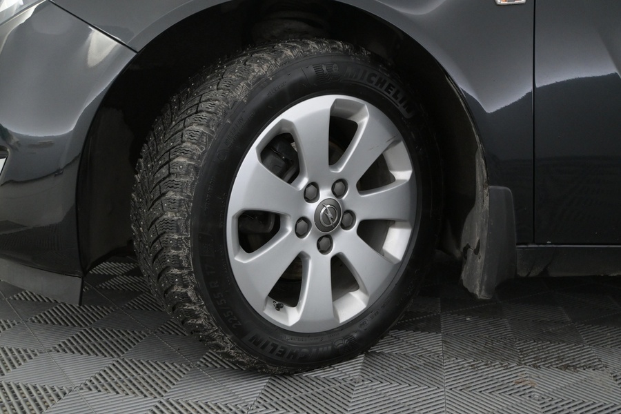 Opel Insignia vaihtoauto