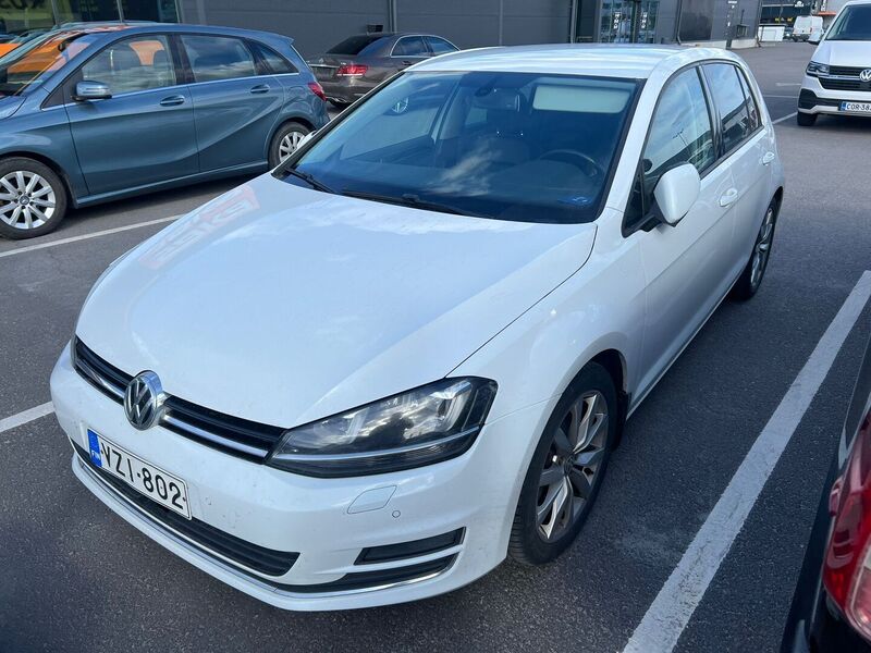 Volkswagen Golf vaihtoauto