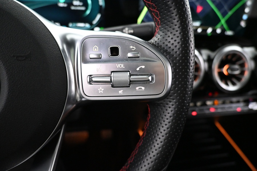 Mercedes-Benz EQA vaihtoauto