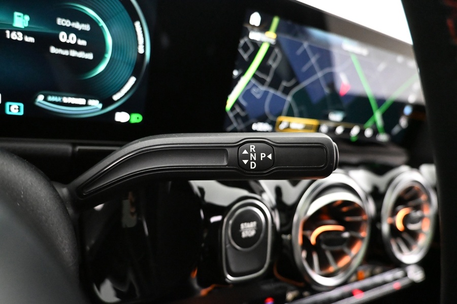 Mercedes-Benz EQA vaihtoauto