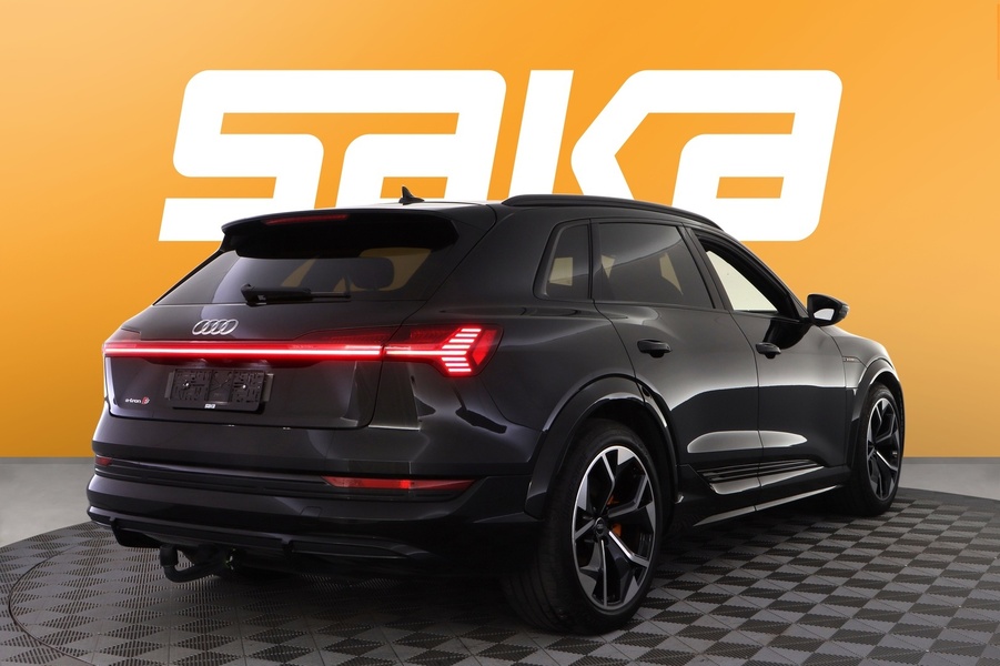 Audi e-tron vaihtoauto