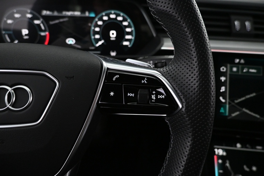 Audi e-tron vaihtoauto