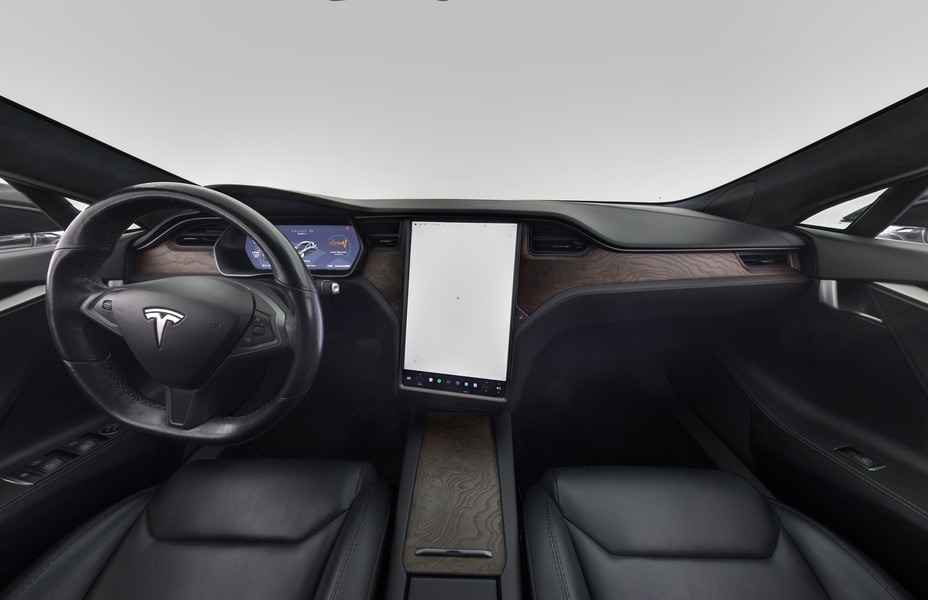 Tesla Model S vaihtoauto