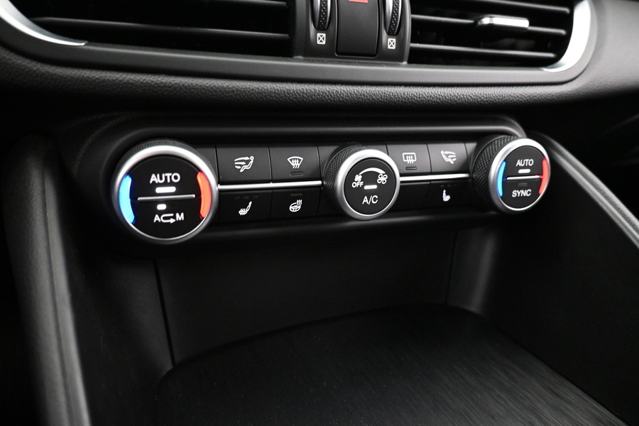 Alfa Romeo Giulia vaihtoauto