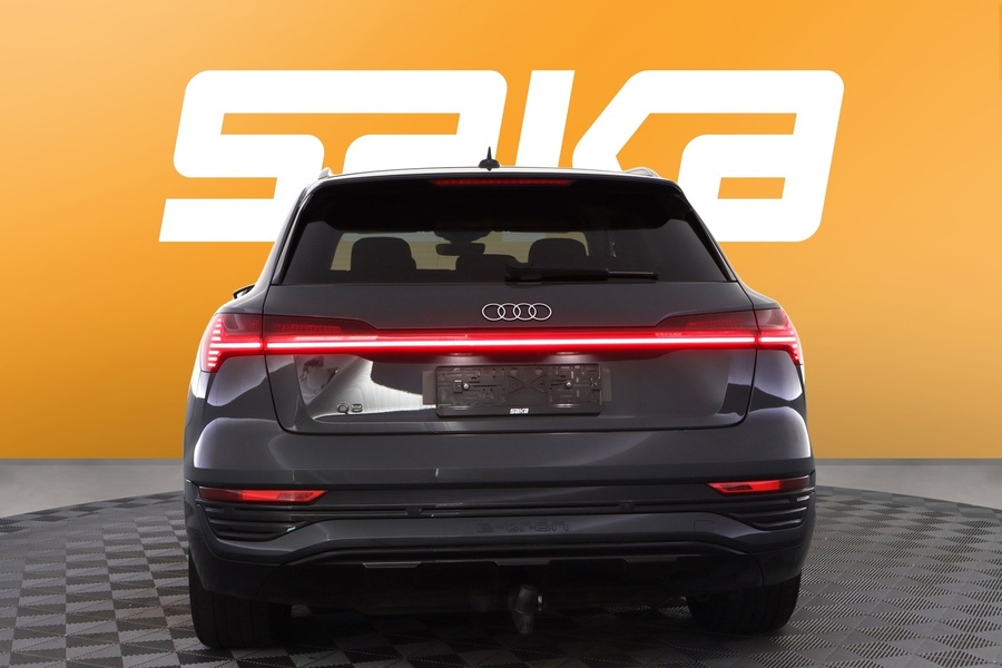 Audi Q8 e-tron vaihtoauto