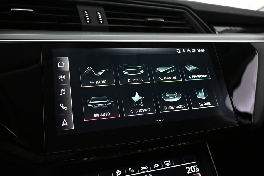 Audi Q8 e-tron vaihtoauto