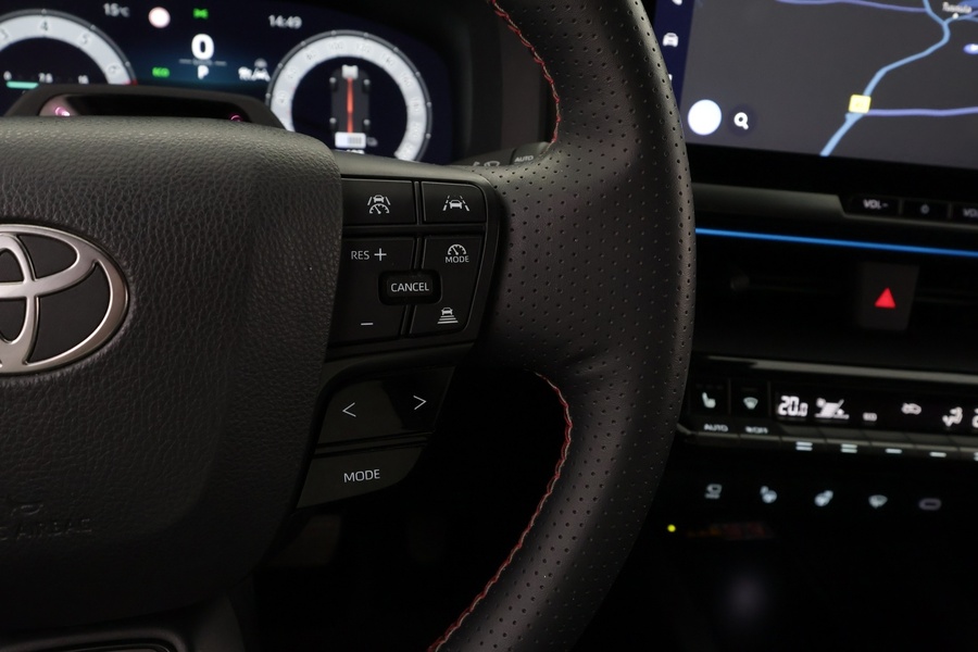 Toyota C-HR vaihtoauto