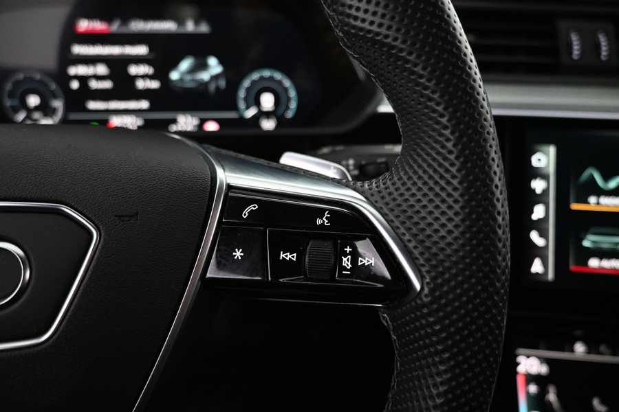 Audi e-tron vaihtoauto