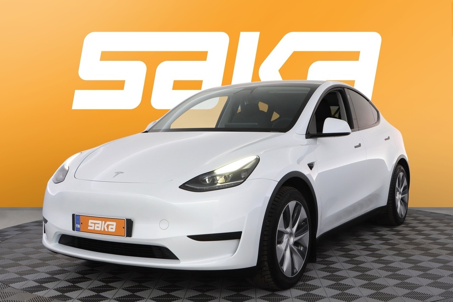 Tesla Model Y vaihtoauto
