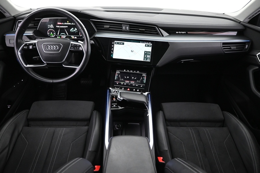 Audi Q8 e-tron vaihtoauto