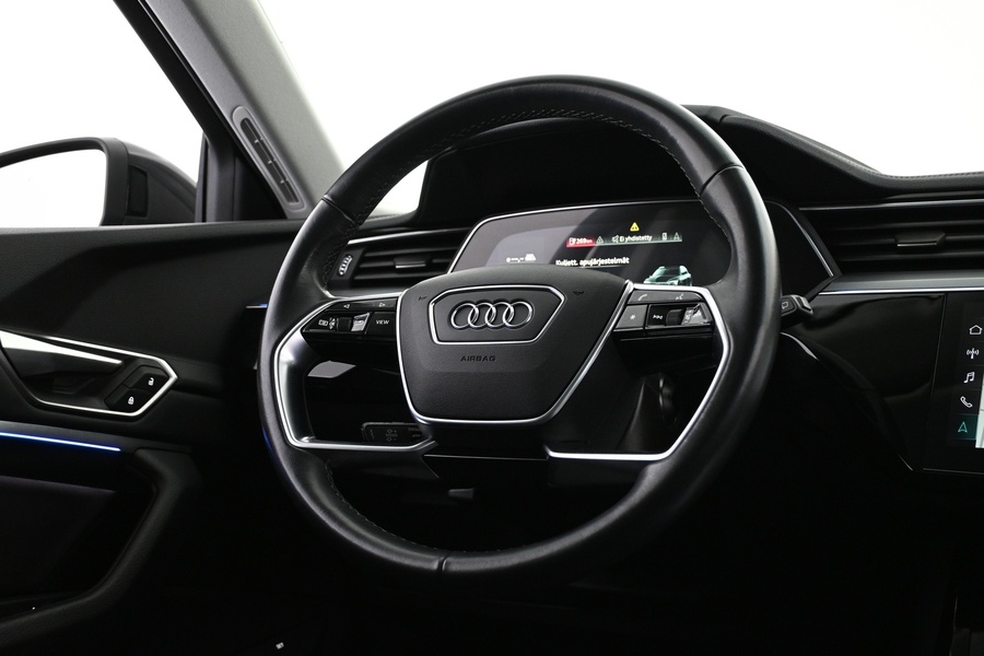 Audi Q8 e-tron vaihtoauto
