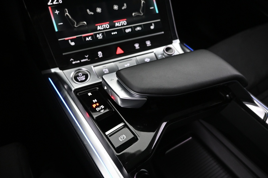 Audi Q8 e-tron vaihtoauto