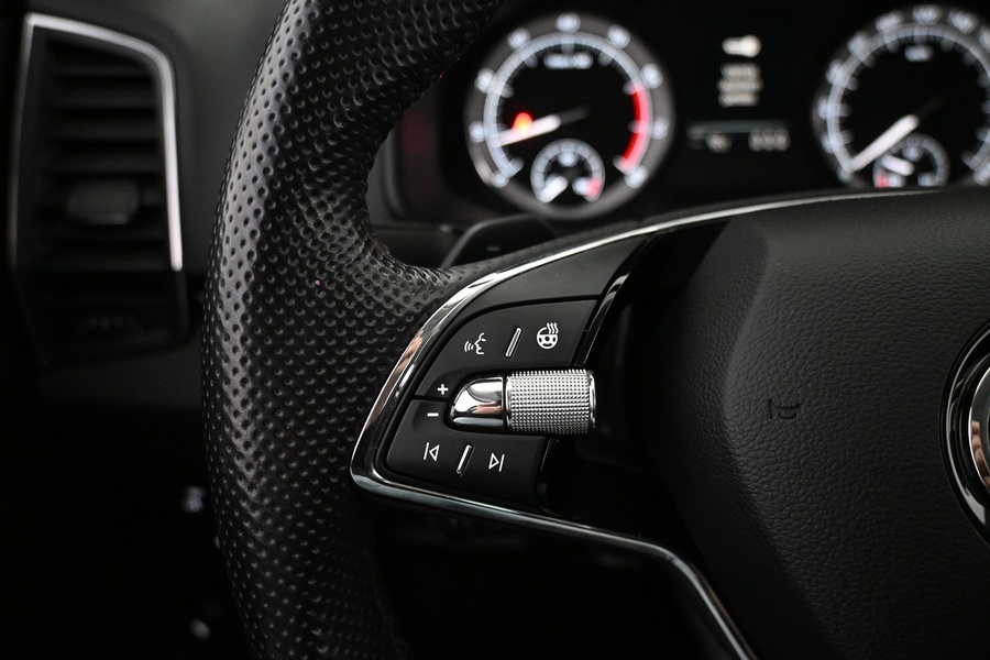 Skoda Karoq vaihtoauto