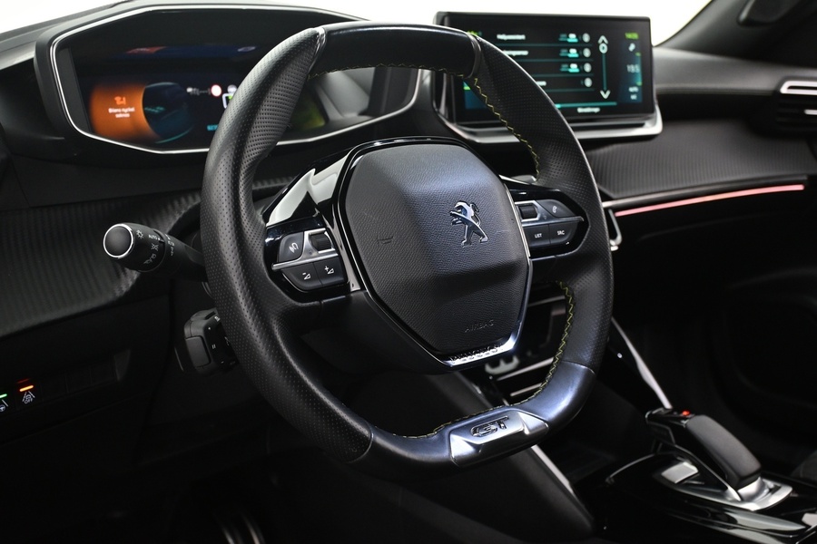 Peugeot e-2008 vaihtoauto