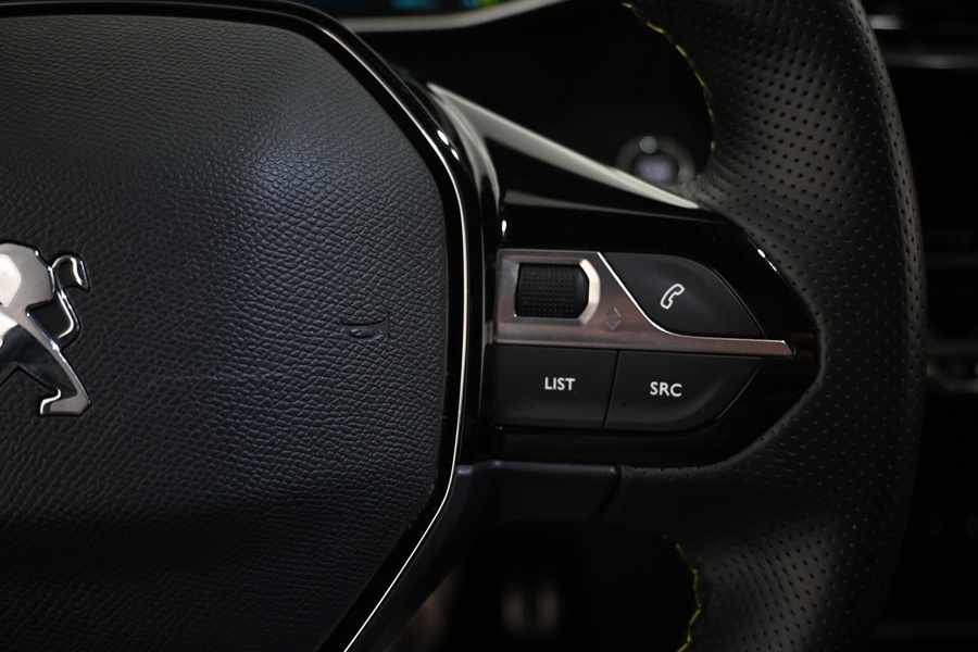 Peugeot e-2008 vaihtoauto