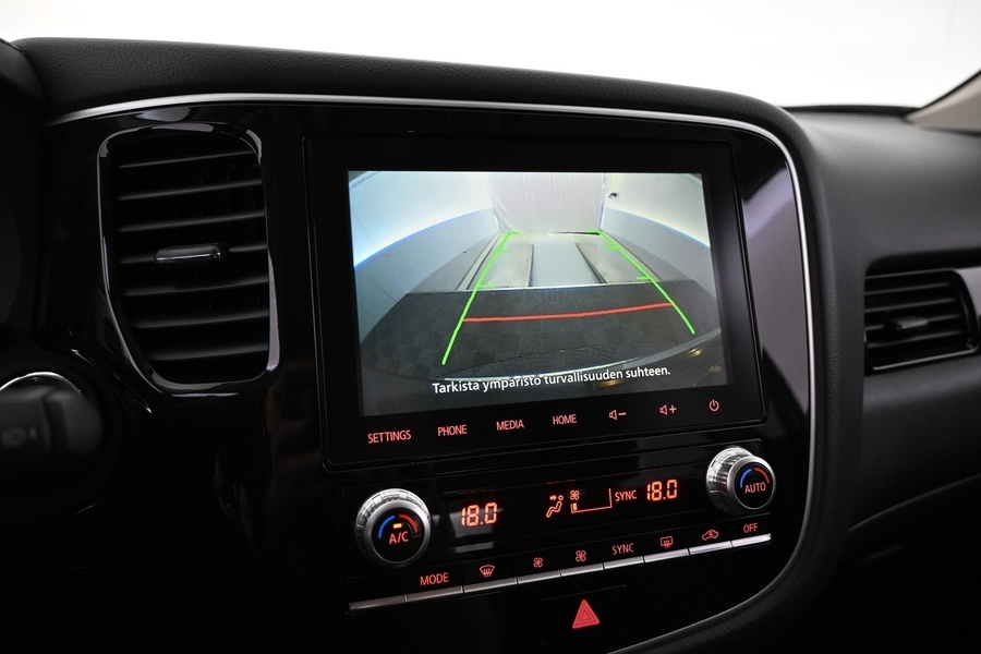 Mitsubishi Outlander PHEV vaihtoauto