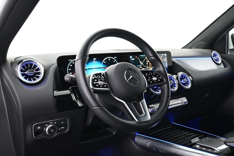 Mercedes-Benz EQA vaihtoauto