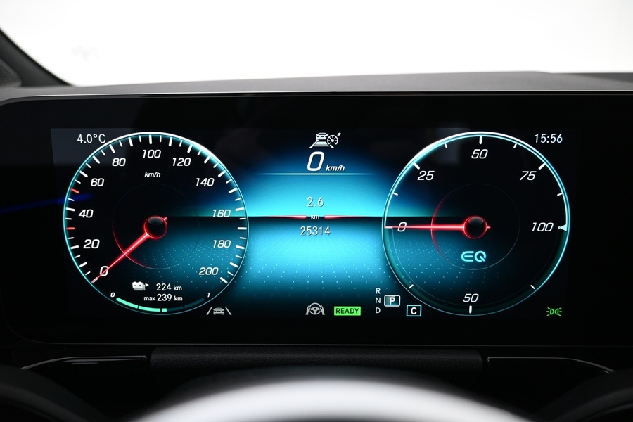 Mercedes-Benz EQA vaihtoauto