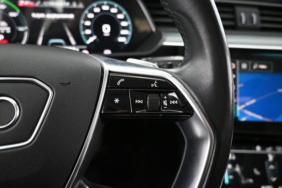 Audi e-tron vaihtoauto