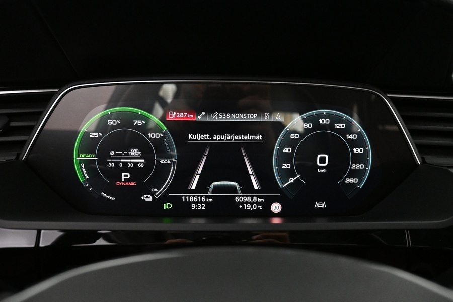 Audi e-tron vaihtoauto