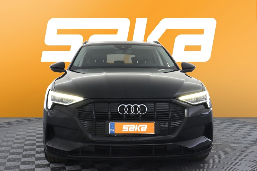 Audi e-tron vaihtoauto