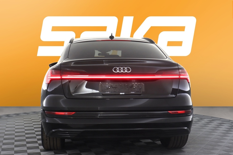 Audi e-tron vaihtoauto