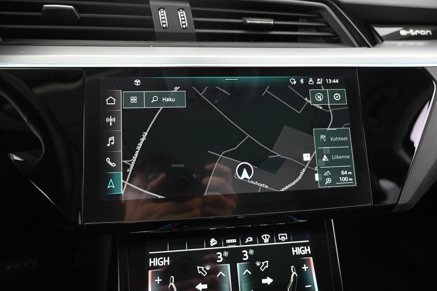 Audi e-tron vaihtoauto