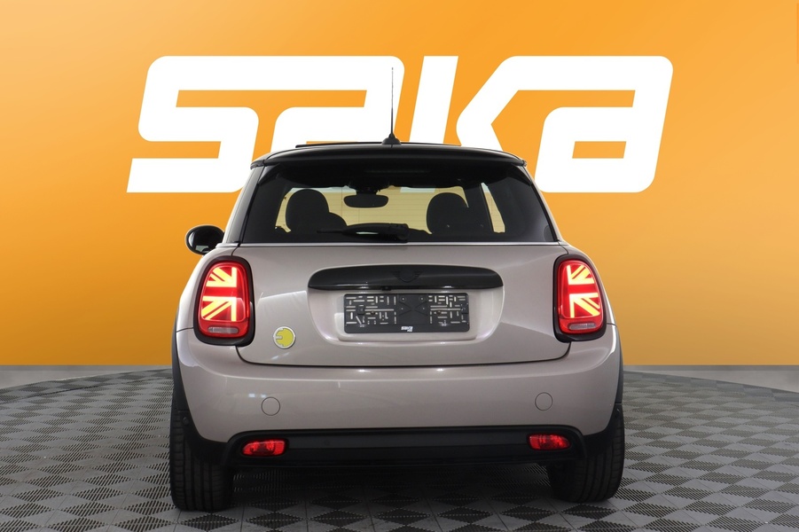 Mini Hatchback vaihtoauto