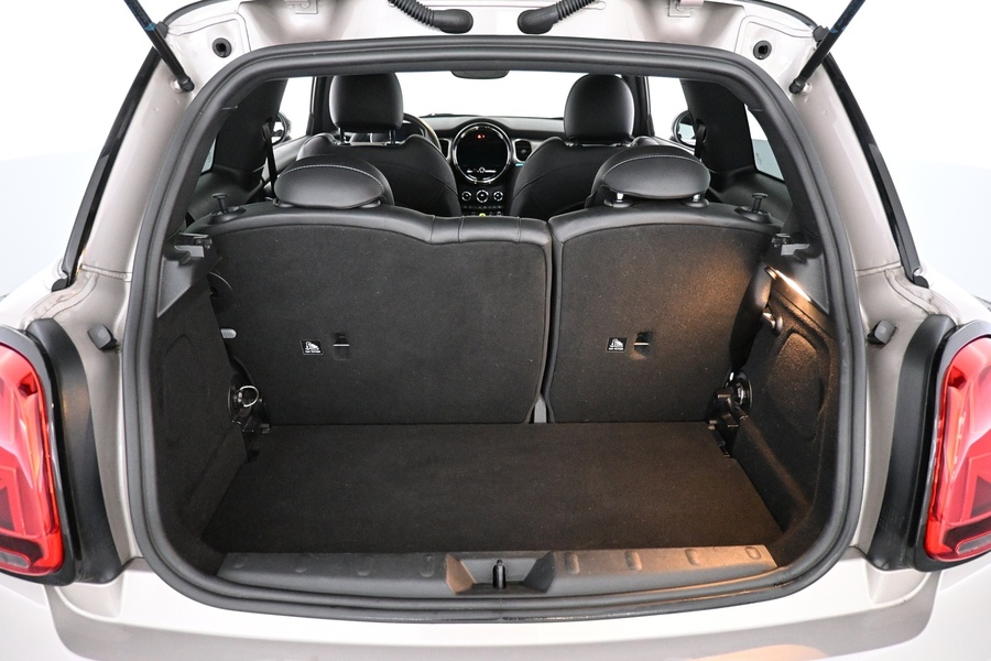 Mini Hatchback vaihtoauto