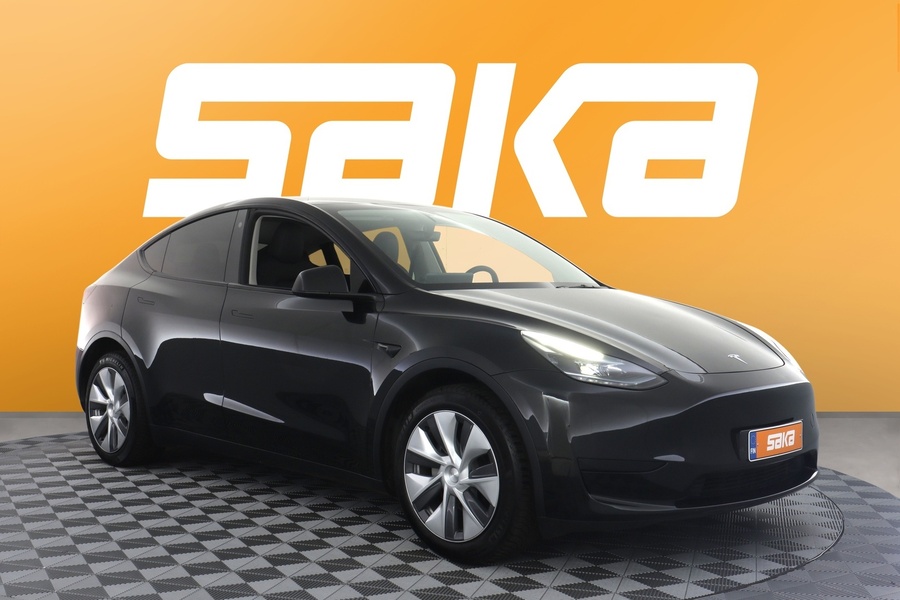 Tesla Model Y vaihtoauto