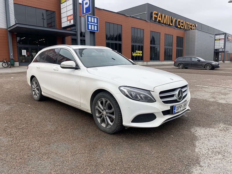Mercedes-Benz C vaihtoauto