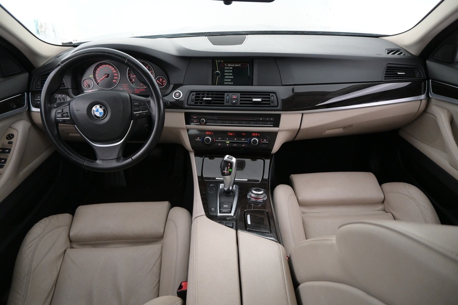 BMW 523 vaihtoauto