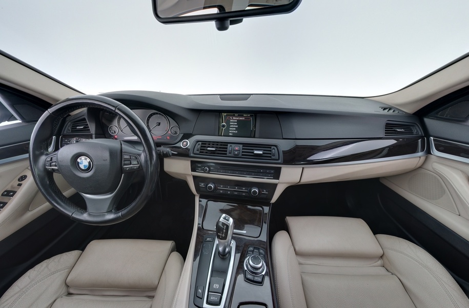 BMW 523 vaihtoauto