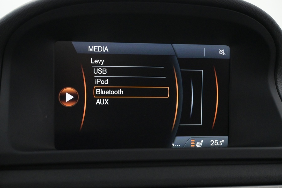 Volvo XC70 vaihtoauto