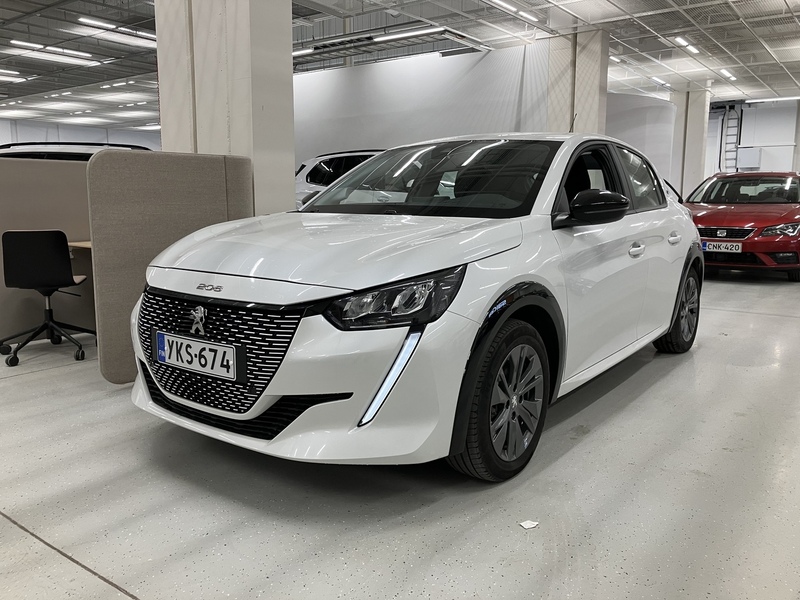 Peugeot e-208 vaihtoauto