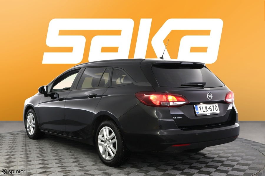 Opel Astra vaihtoauto