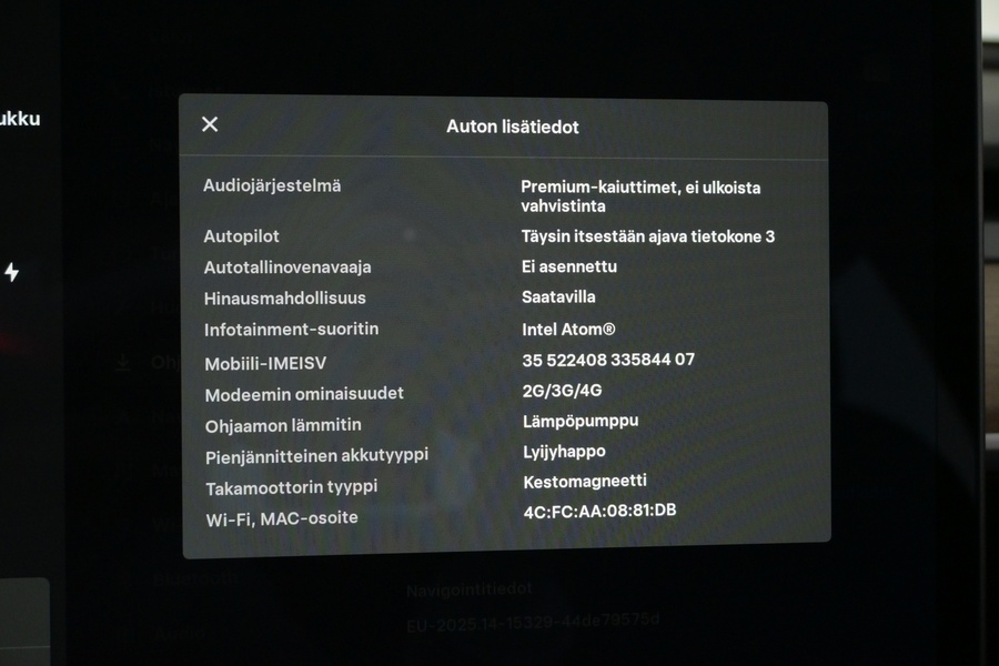 Tesla Model 3 vaihtoauto