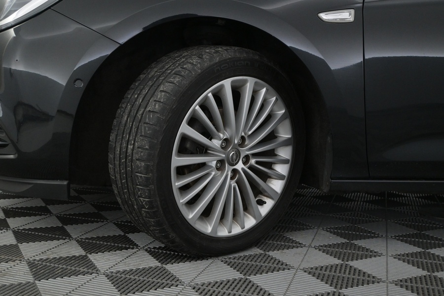 Opel Astra vaihtoauto