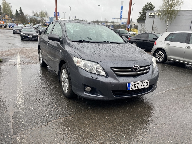 Toyota Corolla vaihtoauto